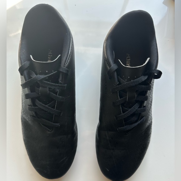 Youth/Kids Adidas Predator Accuracy Firm Ground Soccer Cleats - Picture 2 of 7